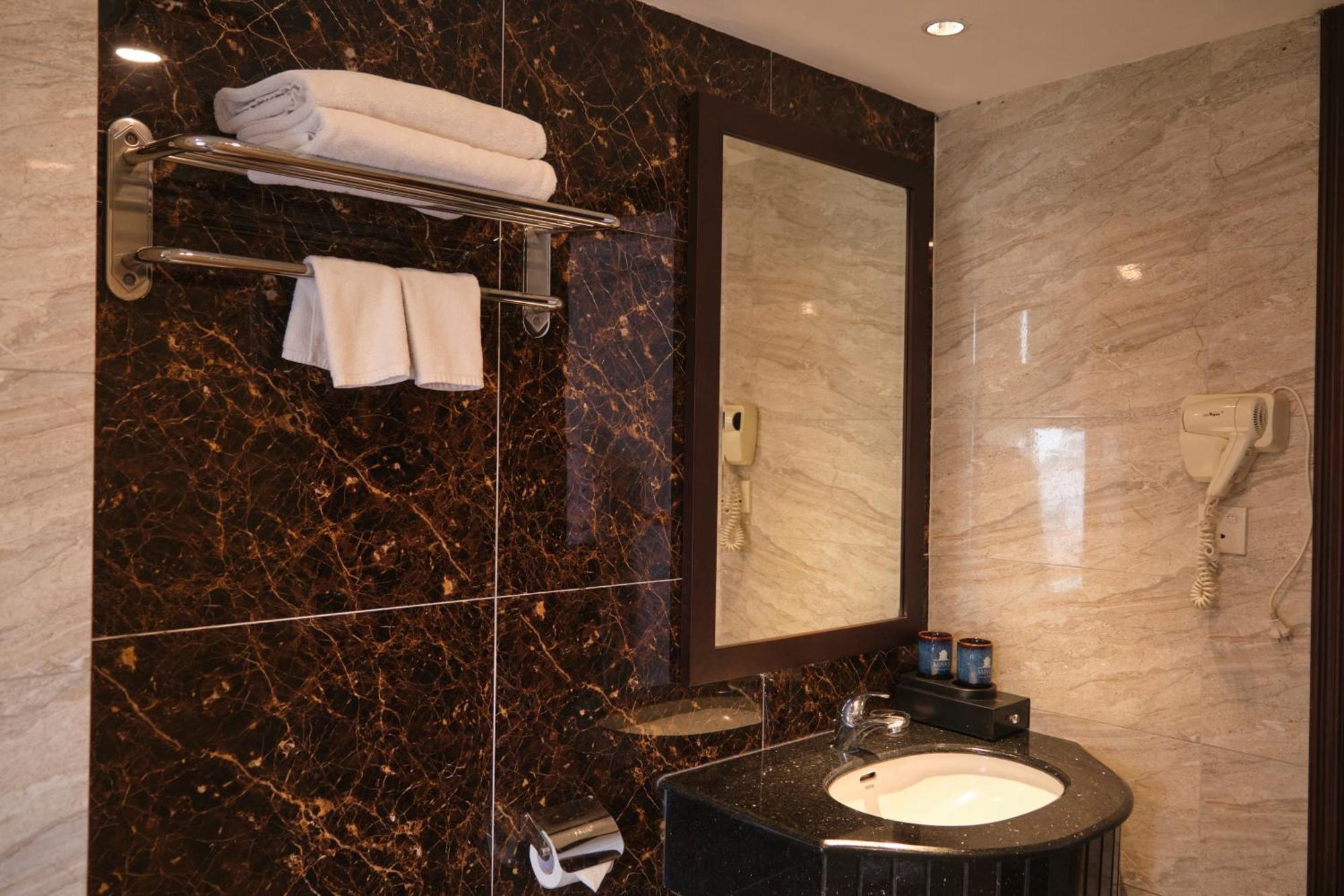 Minasi Premium Hotel Ханой Екстер'єр фото