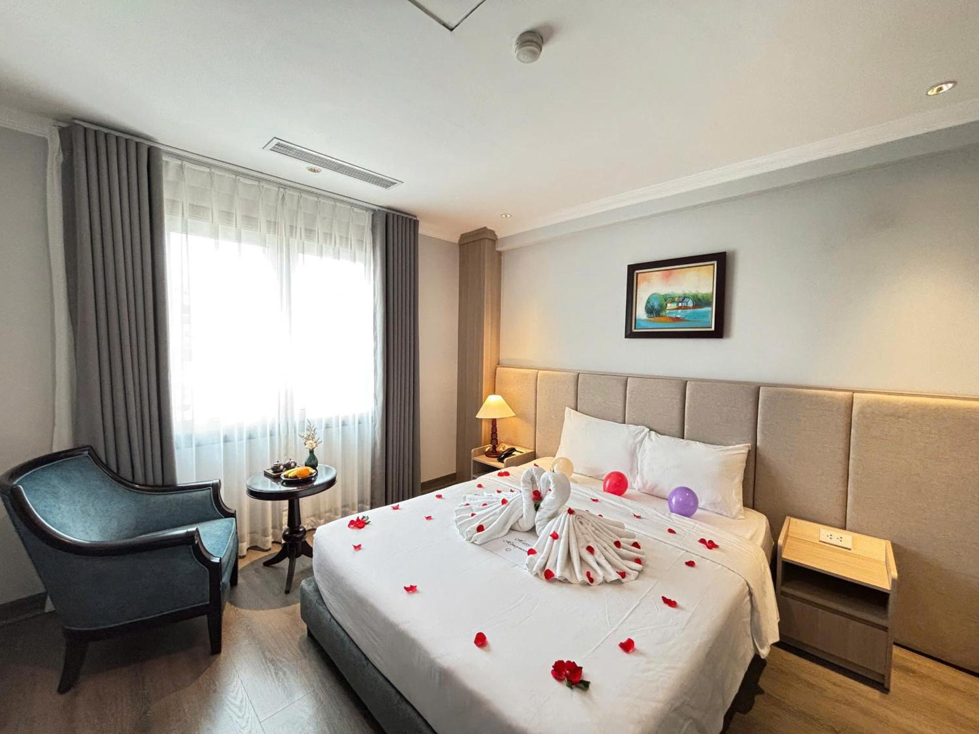 Minasi Premium Hotel Ханой Екстер'єр фото